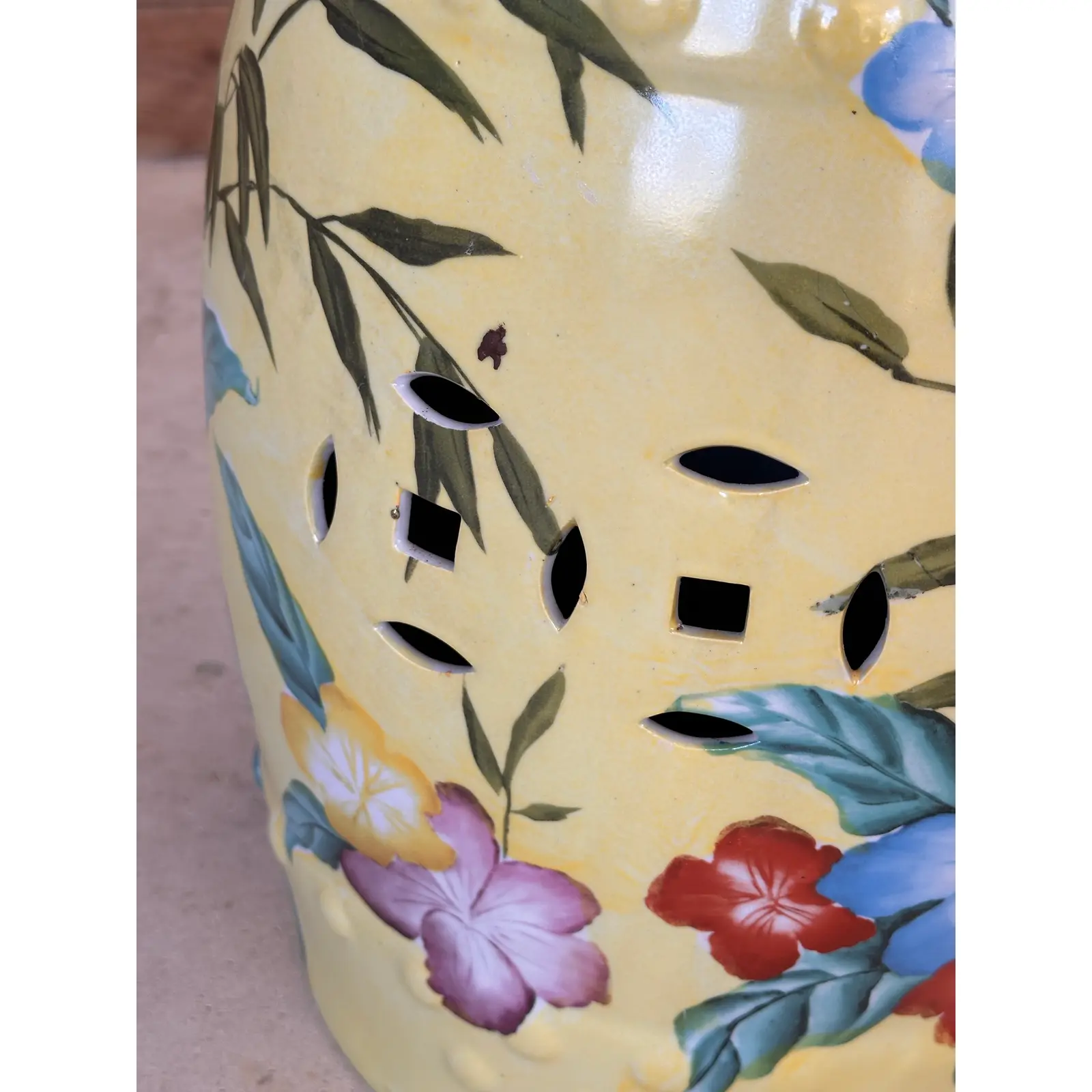 vintage-chinoiserie-glazed-hand-painted-ceramic-garden-stool-side-table-9558